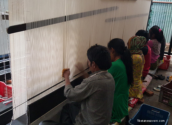 rug weaving in nepal